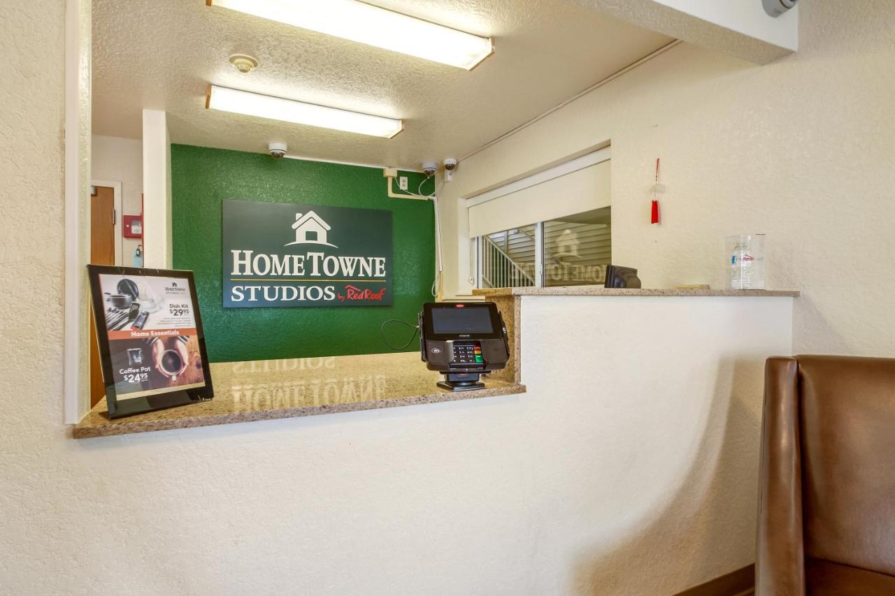 Hometowne Studios By Red Roof Philadelphia - Maple Shade, Nj Exteriör bild